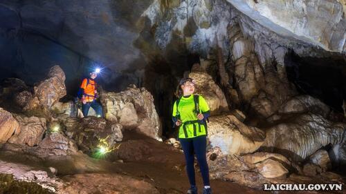 Hang động Gia Khâu là điểm trải nghiệm mới trong hành trình khám phá du lịch hang động ở Lai Châu.