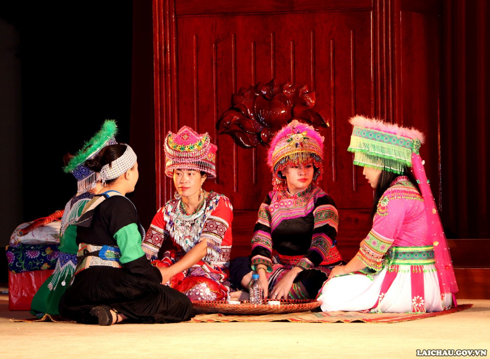 Những trích đoạn Lễ hội độc đáo của đồng bào dân tộc Mông tại Ngày hội Văn hóa dân tộc Mông toàn quốc lần thứ III - Ảnh minh hoạ 7