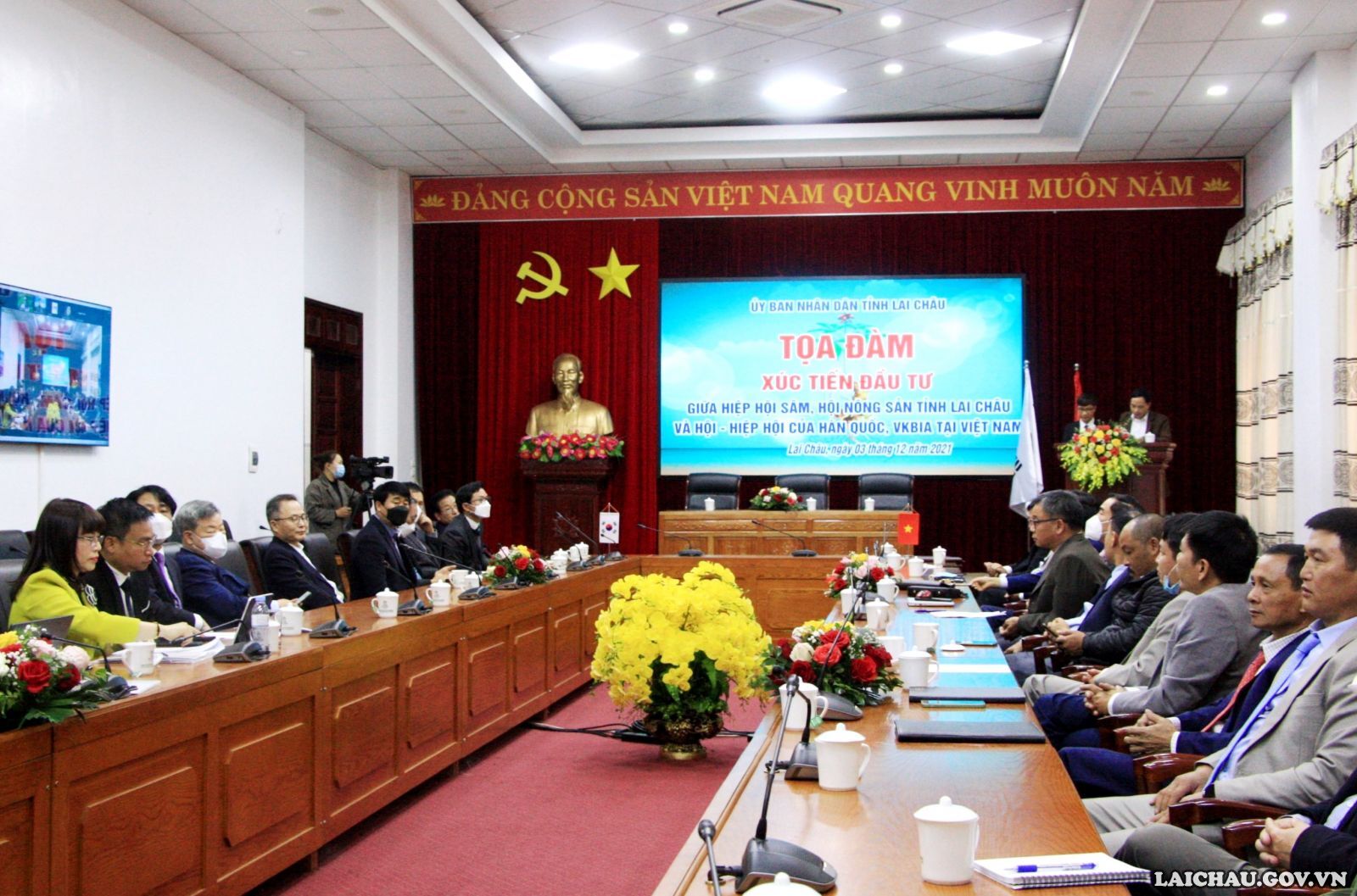 Tọa đàm xúc tiến đầu tư giữa Hiệp hội Sâm, Hội nông sản tỉnh Lai Châu và Hội – Hiệp hội của Hàn Quốc, VKBIA tại Việt Nam