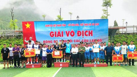 Đội bóng đá Fc An Bình giành vô địch Giải bóng đá 7 người các câu lạc bộ tỉnh Lai Châu