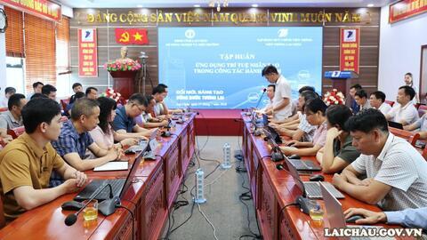 Lai Châu: 65 cán bộ, công chức, viên chức Sở Nông nghiệp và Môi trường được tập huấn ứng dụng trí tuệ nhân tạo GEN Al
