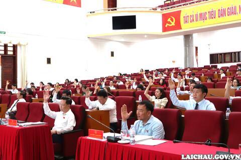Thông qua 5 Nghị quyết tại Kỳ họp thứ mười lăm (Kỳ họp chuyên đề) HĐND tỉnh khóa XV, nhiệm kỳ 2021 - 2026