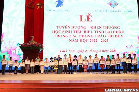 Lai Châu: 190 học sinh tiêu biểu tỉnh Lai Châu trong các phong trào thi đua năm học 2022 - 2023 được tuyên dương, khen thưởng