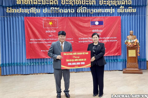 Hội đàm giữa Đoàn đại biểu tỉnh Lai Châu (Việt Nam) và Đoàn đại biểu tỉnh Bò Kẹo (Lào)