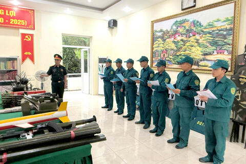 Đảng bộ Quân sự huyện Phong Thổ: Học tập và làm theo gương Bác