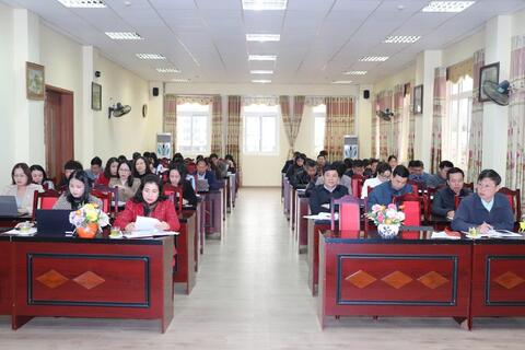 Hội nghị Báo cáo viên tháng 3