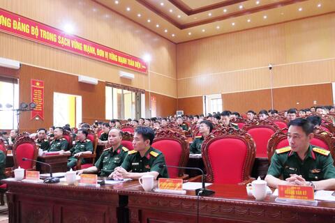 Bộ Chỉ huy Quân sự tỉnh: Phát động phong trào “Chung tay xóa nhà tạm, nhà dột nát”