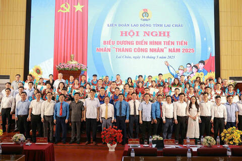 Lai Châu: Biểu dương 62 điển hình tiên tiến nhân "Tháng Công nhân"
