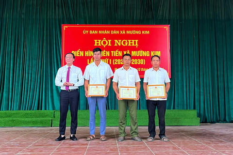 Xã Mường Kim: 4 tập thể, 33 cá nhân và 4 hộ gia đình được khen thưởng