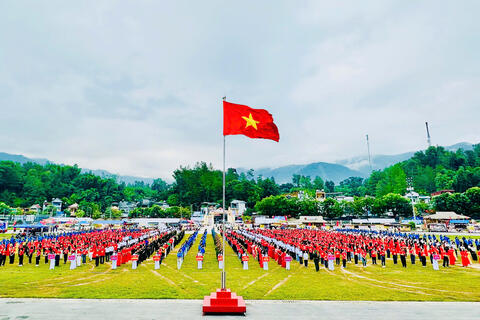 Lai Châu: Trang nghiêm Lễ thượng cờ, chào cờ Kỷ niệm 80 năm Quốc khánh 2/9