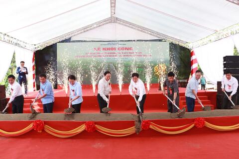 Lễ Khởi công mới dự án Đường tránh thị trấn Tân Uyên, huyện Tân Uyên (nay là xã Tân Uyên, tỉnh Lai Châu)