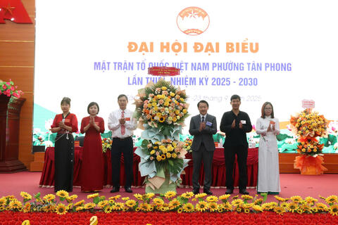Đại hội đại biểu Mặt trận Tổ quốc Việt Nam phường Tân Phong lần thứ I