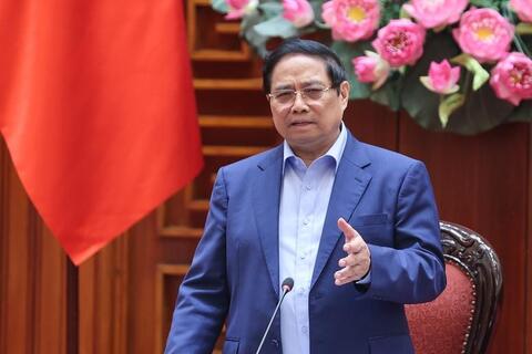 Thủ tướng chủ trì họp Thường trực Chính phủ: Triển khai ngay nhiều giải pháp cấp bách khắc phục hậu quả bão lũ