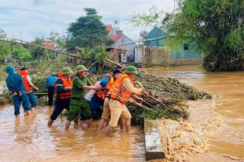 Khẩn trương triển khai các nhiệm vụ phòng, tránh, ứng phó, khắc phục hậu quả thiên tai