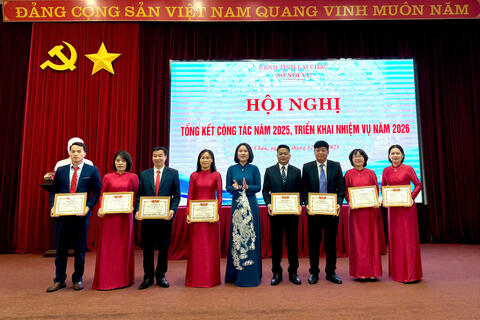 Tham mưu triển khai đồng bộ, quyết liệt công tác sắp xếp tổ chức bộ máy năm 2025, tập trung cho nhiệm vụ bầu cử năm 2026