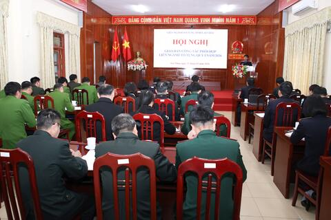 <a href="/tin-tuc-su-kien/chuyen-de" title="Chuyên đề" rel="dofollow">Chuyên đề</a>