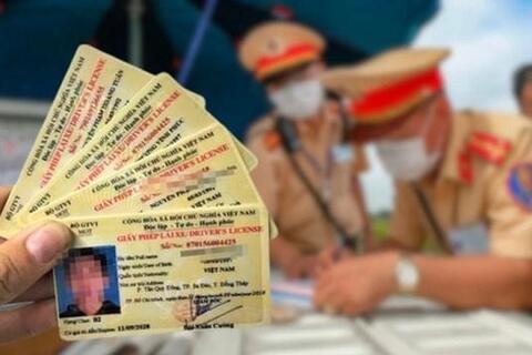 Đổi mới toàn diện công tác sát hạch, cấp Giấy phép lái xe; tiếp tục đẩy mạnh xử lý vi phạm nồng độ cồn