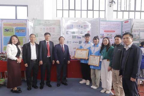 Lai Châu: Trao 8 giải Nhất Cuộc thi Nghiên cứu khoa học, kỹ thuật cấp tỉnh dành cho học sinh trung học năm học 2025 - 2026
