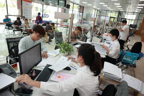 <a href="/cong-dan-doanh-nghiep" title="Công dân - Doanh nghiệp" rel="dofollow">Công dân - Doanh nghiệp</a>