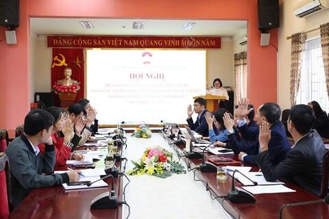 <a href="/tin-tuc-su-kien/chuyen-de" title="Chuyên đề" rel="dofollow">Chuyên đề</a>