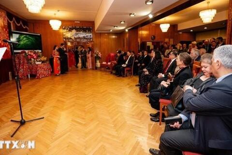 Đón Xuân quê hương tại các nước: Mỗi nơi một sắc Xuân, chung tấm lòng hướng về Tổ quốc