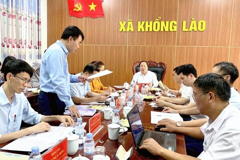 Đồng chí Tống Thanh Hải - Phó Chủ tịch Thường trực UBND tỉnh kiểm tra công tác chuẩn bị tổ chức Lễ hội Then Kin Pang năm 2026 tại xã Khổng Lào