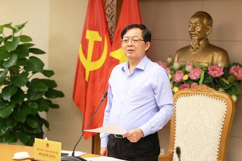 <a href="/cong-dan-doanh-nghiep" title="Công dân - Doanh nghiệp" rel="dofollow">Công dân - Doanh nghiệp</a>