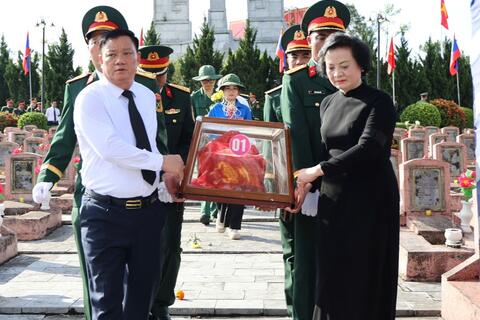 <a href="/tin-tuc-su-kien/chuyen-de/tin-trong-nuoc" title="Tin trong nước" rel="dofollow">Tin tức - Sự kiện</a>