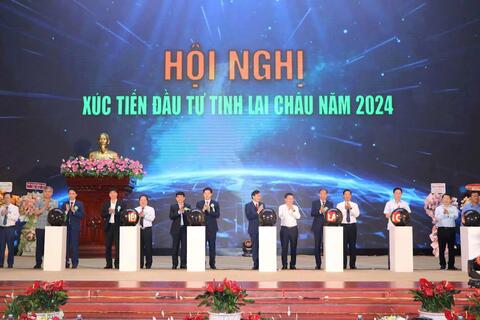 <a href="/cong-dan-doanh-nghiep" title="Công dân - Doanh nghiệp" rel="dofollow">Công dân - Doanh nghiệp</a>