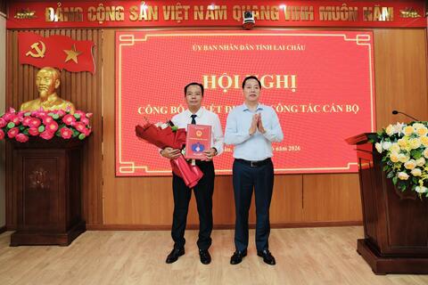 Đồng chí Lương Việt Thảo nhận nhiệm vụ Giám đốc Ban Ban Quản lý dự án Đầu tư xây dựng các công trình Nông nghiệp và Phát triển nông thôn, khẳng định cùng tập thể xây dựng khối đoàn kết, minh bạch
