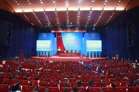 <a href="/tin-tuc-su-kien/chuyen-de" title="Chuyên đề" rel="dofollow">Chuyên đề</a>