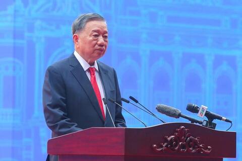 <a href="/tin-tuc-su-kien/chuyen-de" title="Chuyên đề" rel="dofollow">Chuyên đề</a>