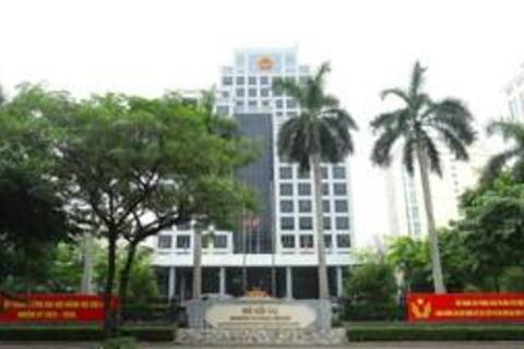 <a href="/cong-dan-doanh-nghiep" title="Công dân - Doanh nghiệp" rel="dofollow">Công dân - Doanh nghiệp</a>