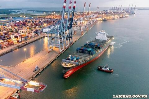Hạ tầng logistics: Cần chuyển từ đầu tư riêng lẻ sang kết nối theo dòng hàng