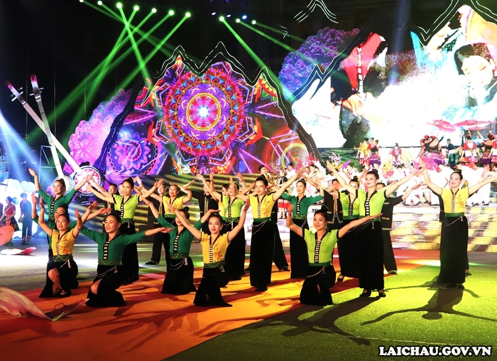 Video khoảnh khắc vui nhộn tại Tuần Du lịch - Văn hóa Lai Châu năm 2022