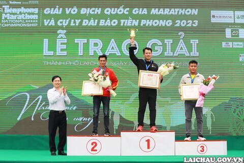 Giải Nhất toàn đoàn và Cúp vô địch Tiền Phong Marathon 2023 thuộc về Đoàn Quân đội