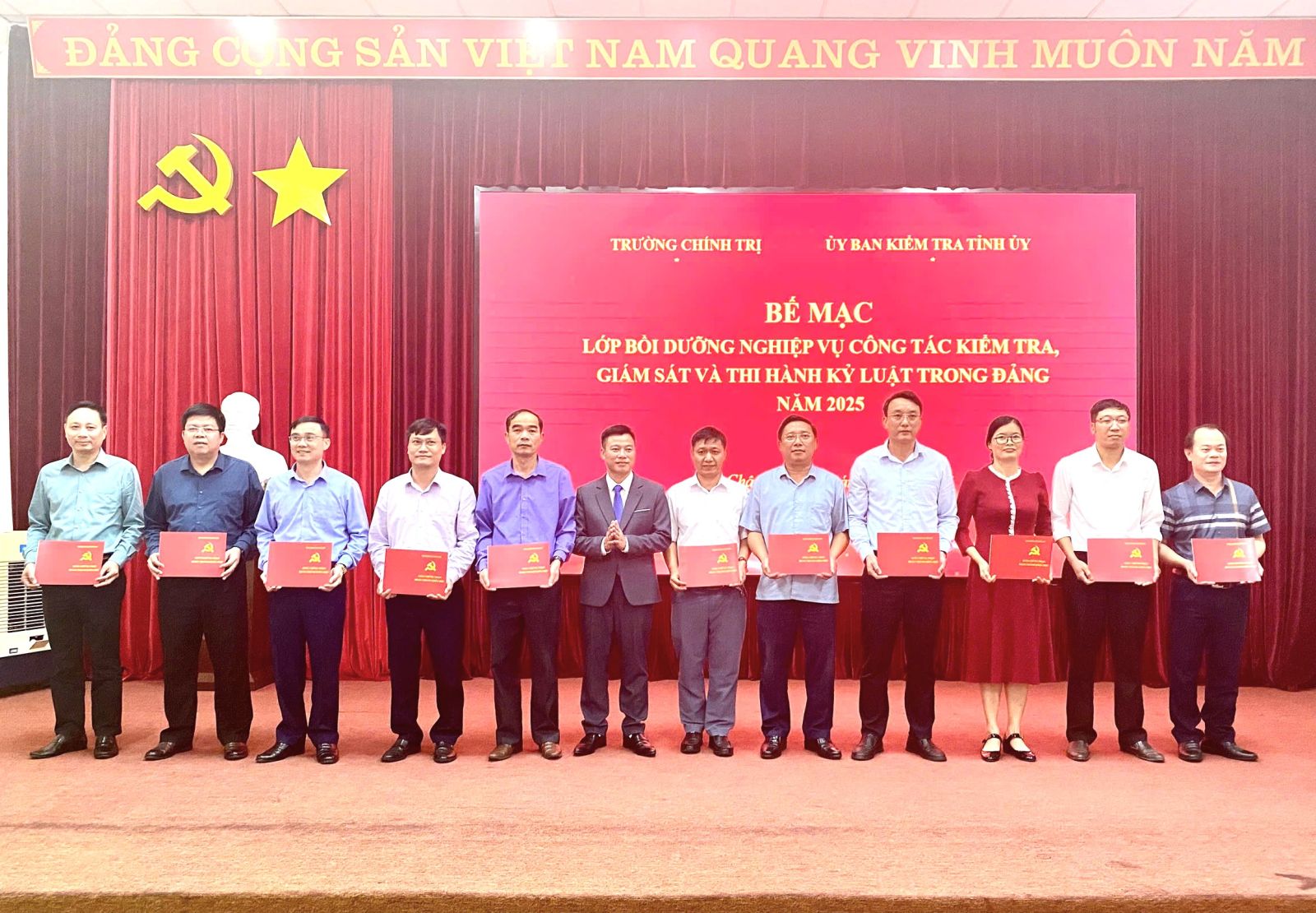 Lai Châu: Bồi dưỡng nghiệp vụ về công tác kiểm tra, giám sát và thi hành kỷ luật trong Đảng năm 2025