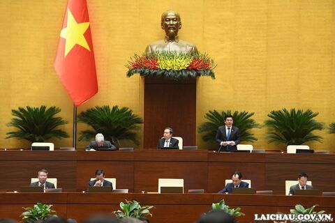 Đại biểu Quốc hội tỉnh Lai Châu Hoàng Quốc Khánh đề nghị miễn tiền sử dụng đất cho hộ nghèo, cận nghèo là đồng bào dân tộc thiểu số