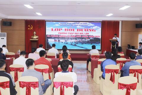 Lai Châu: Khai mạc Lớp bồi dưỡng phương pháp dạy bơi, lặn và phòng chống tai nạn đuối nước năm 2025