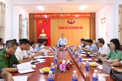 Kiểm tra, nắm tình hình mô hình chính quyền địa phương 2 cấp tại xã Khoen On