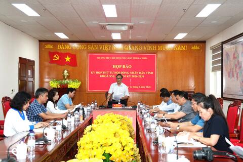 Họp báo thông tin về Kỳ họp thứ tư HĐND tỉnh Lai Châu khóa XVI: Sẵn sàng cho nhiều quyết sách lớn