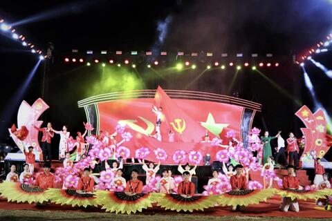Than Uyên, Lai Châu: “Niềm tin son sắt - Vững bước tương lai”