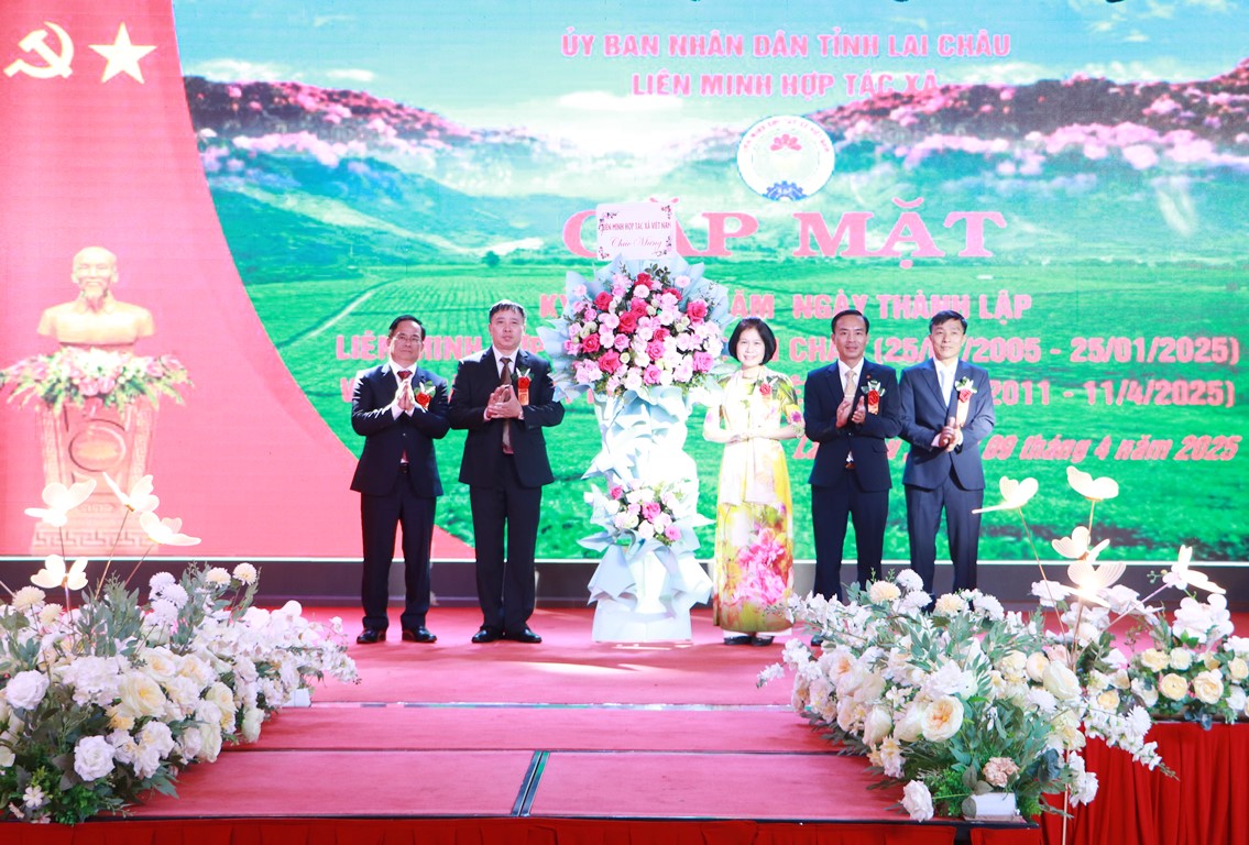 Lai Châu: Gặp mặt Kỷ niệm 20 năm ngày thành lập Liên minh Hợp tác xã tỉnh
