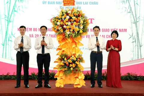Gặp mặt kỷ niệm 80 năm Ngày truyền thống ngành Ngoại giao Việt Nam và 20 năm thành lập Sở Ngoại vụ tỉnh Lai Châu