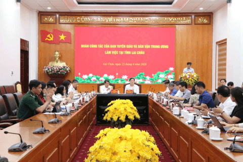 Đoàn công tác của Ban Tuyên giáo và Dân vận Trung ương làm việc tại tỉnh Lai Châu