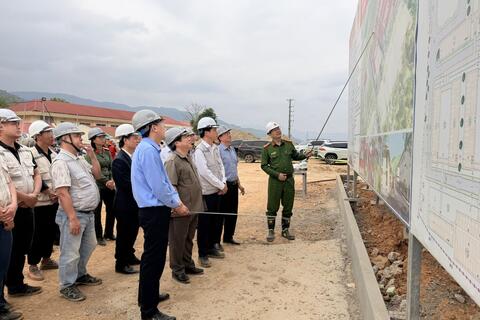 Khơi dậy tinh thần "Ngành quyết liệt, chủ đầu tư quyết tâm, địa phương cố gắng"
