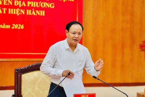 Thường trực Tỉnh ủy nghe báo cáo công tác lãnh đạo, chỉ đạo rà soát, đề xuất thực hiện phân cấp, ủy quyền