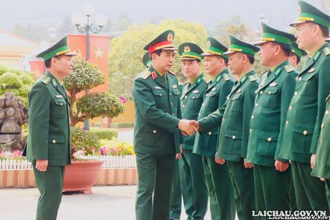 Bộ trưởng Bộ Quốc phòng Phan Văn Giang làm việc với Bộ Chỉ huy Bộ đội Biên phòng và Bộ Chỉ huy Quân sự tỉnh Lai Châu