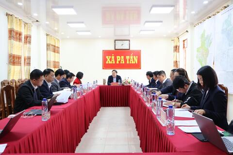 Phó Bí thư Tỉnh ủy Nguyễn Tuấn Anh làm việc với Ban Thường vụ Đảng ủy 2 xã: Lê Lợi, Pa Tần