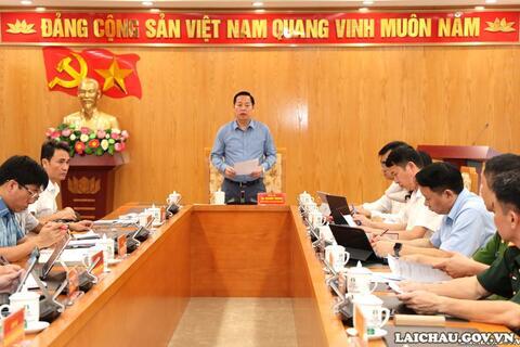 UBND tỉnh Lai Châu họp cho ý kiến về dự thảo Quyết định ban hành hướng dẫn trình tự, thủ tục thực hiện các dự án đầu tư có sử dụng đất trên địa bàn tỉnh Lai Châu